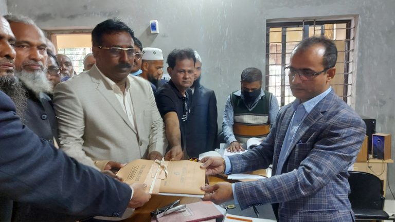 উৎসাহ উদ্দীপনার মধ্য দিয়ে ইউনিয়ন নির্বাচনের মনোনয়নপত্র দাখিল