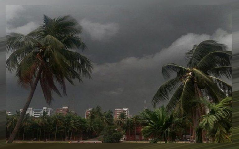 সারাদেশে বজ্রসহ বৃষ্টির আভাস