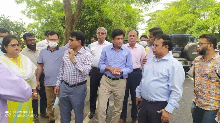মহাসড়ক যান চলাচলের জন্য ; কারো ব্যক্তিগত কাজে ব্যবহারের জন্য নয়-সওজ প্রধান প্রকৌশলী