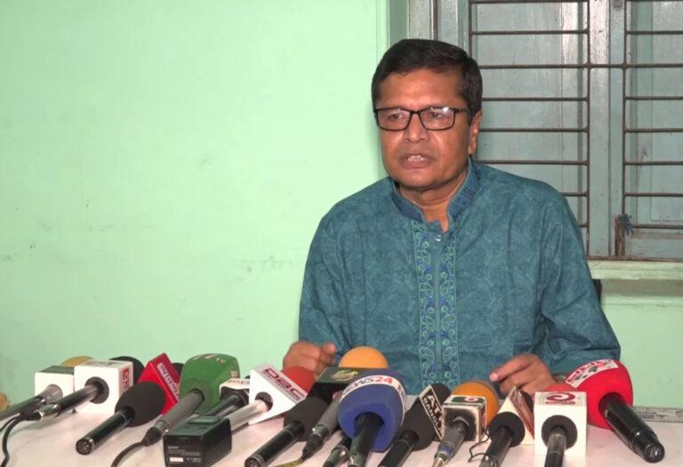 নির্বাচন থেকে সরে দাঁড়ালেন মেয়র প্রার্থী মৃনালকান্তি রায় চৌধুরী পপা