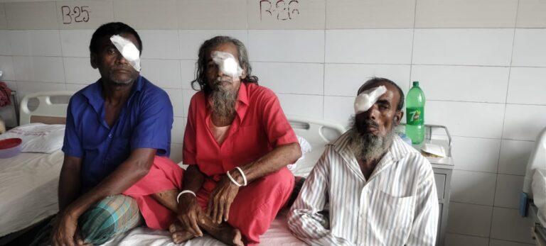 চেখের আলো ফিরে পেল প্রান্তিক ১৫ নারী-পুরুষ
