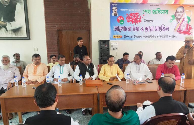 টুঙ্গিপাড়ায় বৃক্ষরোপণ কর্মসূচির উদ্বোধন