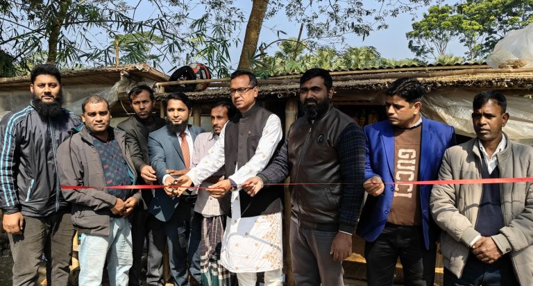 কোটালীপাড়ায় মানবতার দৃষ্টান্ত স্থাপন করলো জ্ঞানের আলো পাঠাগার