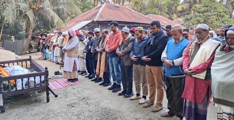 কোটালীপাড়ায় চিরনিদ্রায় শায়িত শিশুসাহিত্যিক খালেক বিন জয়েনউদদীন