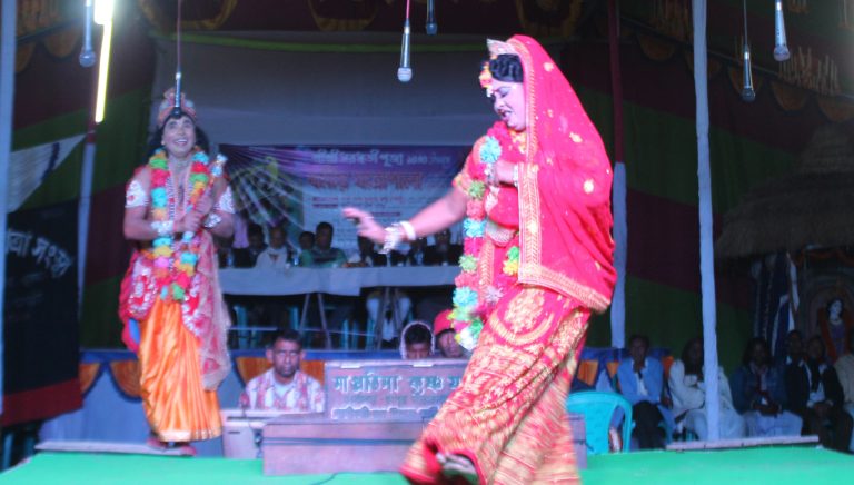 কোটালীপাড়ায় যাত্রাপালা অনুষ্ঠিত