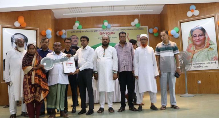 আজ থেকে গোপালগঞ্জ জেলা ভূমিহীন ও গৃহহীন  মুক্ত