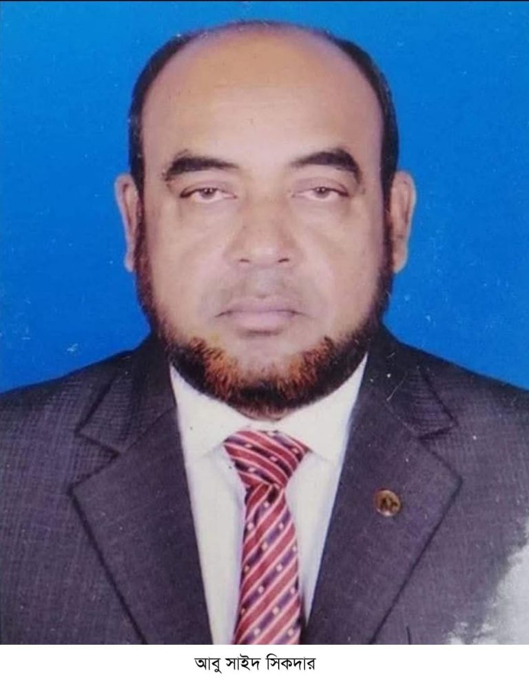আওয়ামী লীগ ছাড়ার ঘোষণা দিয়ে নৌকা ভাস্কর্য ভেঙ্গে ফেললেন  ইউ.পি চেয়ারম্যান