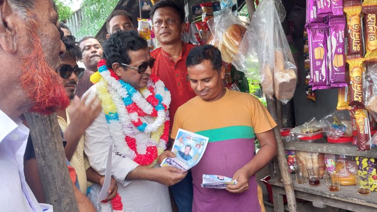 বিএনপির মনোনয়ন প্রত্যাশী সিরাজুল ইসলাম সিরাজের গনসংযোগ
