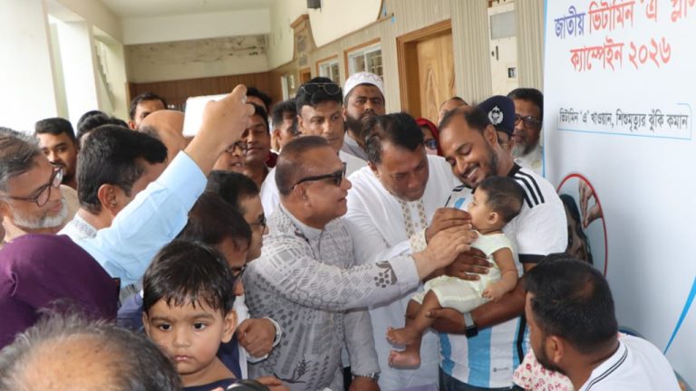 গোপালগঞ্জে ভিটামিন “এ” প্লাস ক্যাম্পেইনের উদ্বোধন
