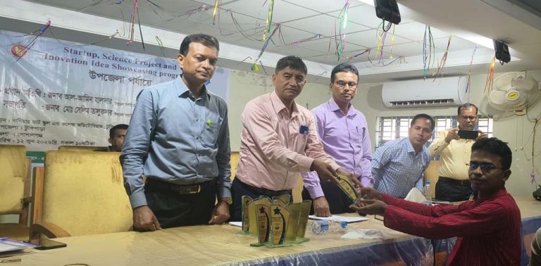 টুঙ্গিপাড়ায় শিক্ষার্থীদের বৈজ্ঞানিক গবেষণা প্রদর্শন মেলা অনুষ্ঠিত 