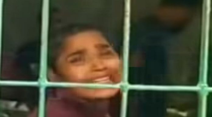 মুকসুদপুরে মাদকসেবী স্বামী তার স্ত্রীর হাত-পা বেঁধে চুলকেটে রাতভর নির্যাতন