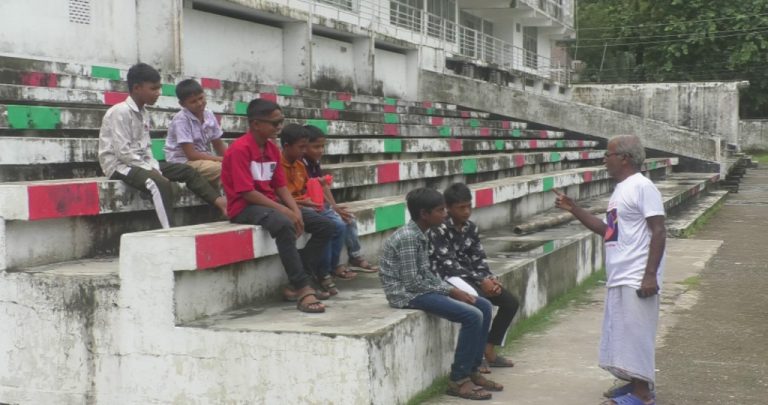 গোপালগঞ্জে ভিন্নরকম জন্মদিন পালন
